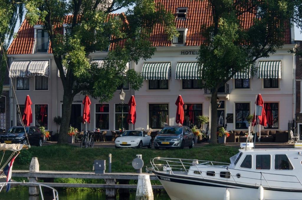 Die Port Van Cleve エンクホイゼン エクステリア 写真